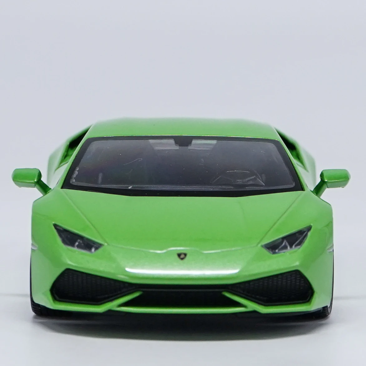 Литые металлические транспортные средства 1:24 модели автомобилей Coche mkd3 масштаб