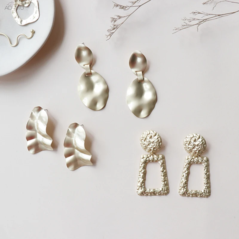 Женские Геометрические сережки-гвоздики AOMU в форме квадратного круга с матовыми