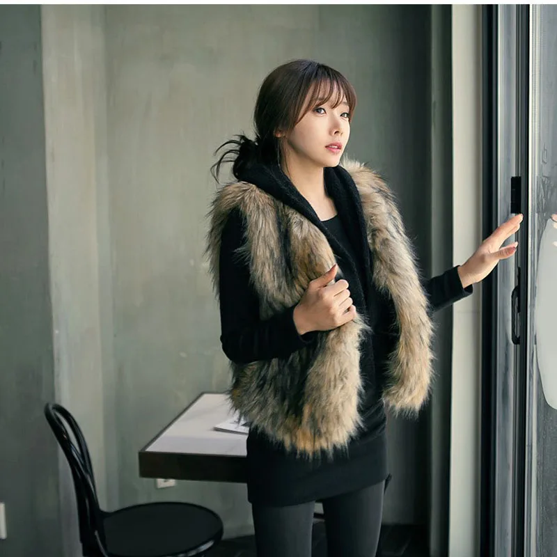 Модное женское модное короткое пальто с меховым воротником шуба из кроличьего