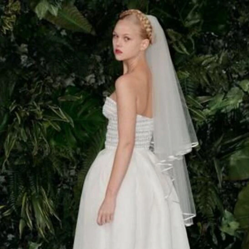 Свадебная фата с гребнем 2017 привлекательная пряжа окрашенная Однослойная