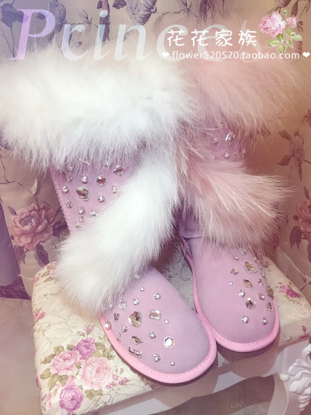 Сапоги кожаные с мехом украшенные стразами ручной работы | Обувь