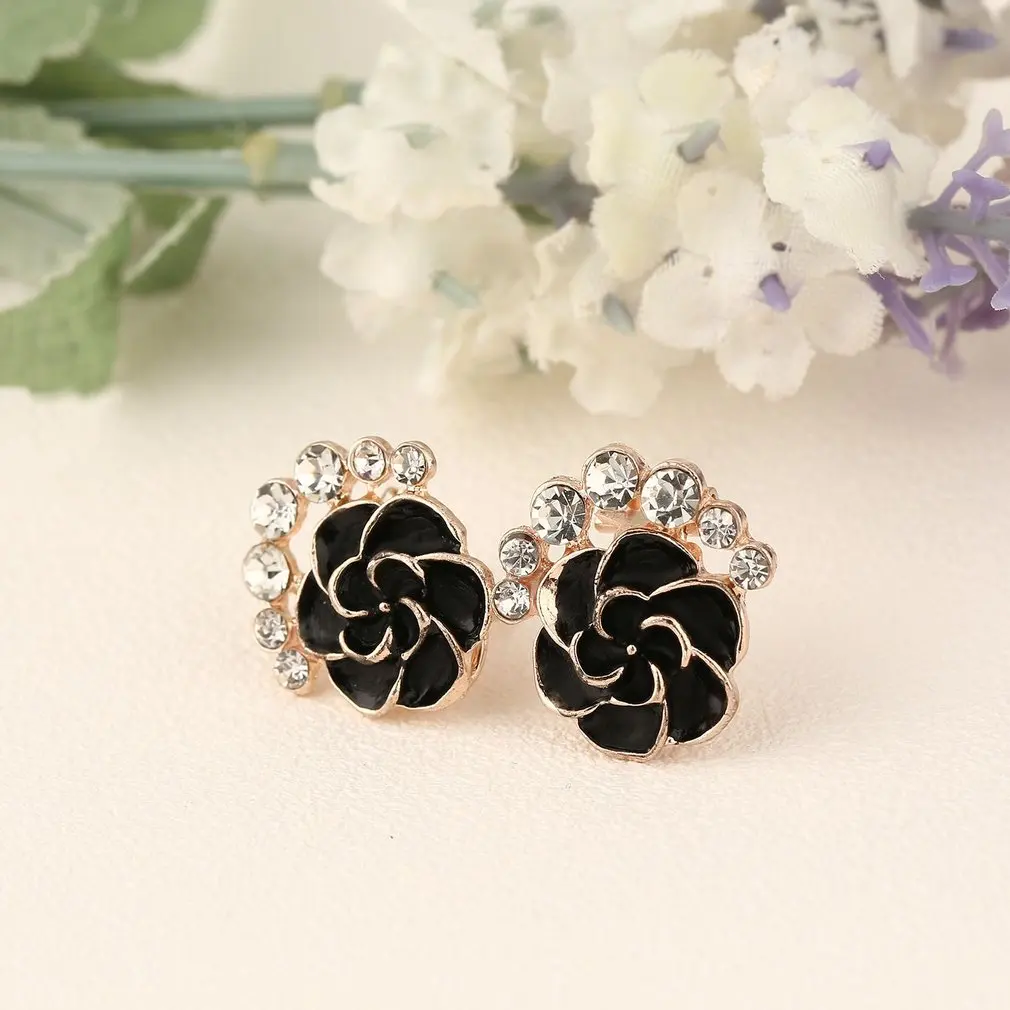 Элегантные черные розовые серьги гвоздики женские со стразами ювелирные