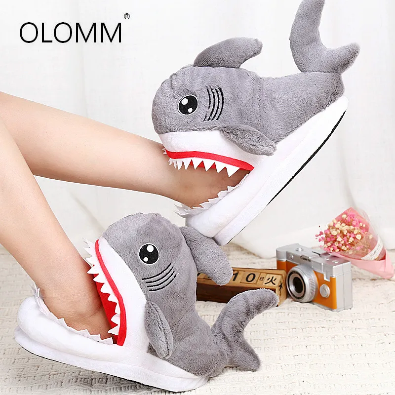 

Winter Animal Funny Shoes Men Women Warm Soft Bottom Indoor Floor Shark Shape Furry Slippers Shallows Cute Plush House Slippers