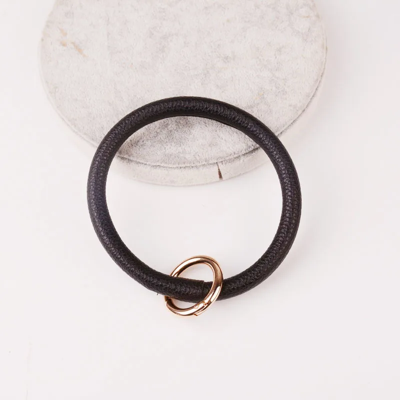 DZ0089 black Резиновые Новая мода монограмма ПУ кожа O брелок пользовательский круг браслет брелок для женщин девочек DZ0089 - Цвет: DZ0089 black