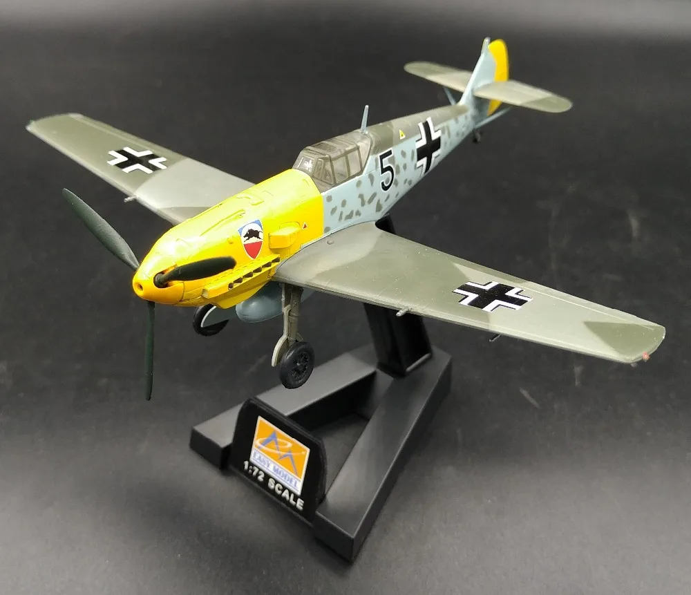 

1:72 German BF109E Fighter Model 37284 Collection model