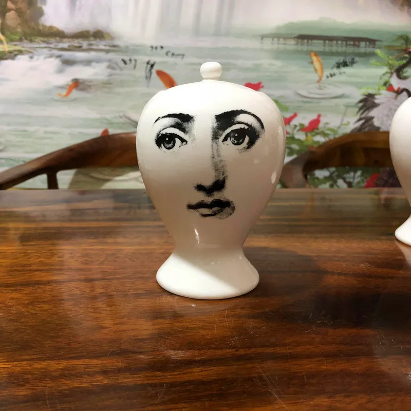 Орнамент Fornasetti ремесла декоративная керамика Fornasetti канистра фарфор Fornasetti хранения Jar домашний декор - Цвет: C