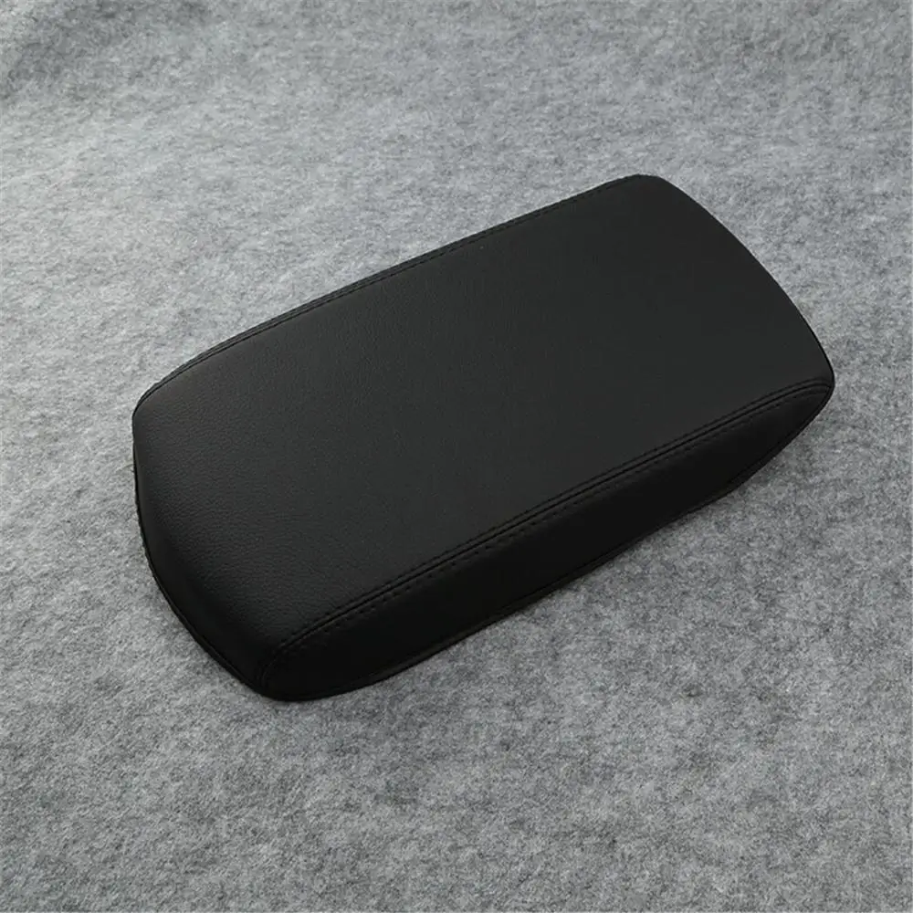 Black Stitches Подлокотника для Toyota RAV4 из искусственной кожи красный/черный стежков подлокотник коробка в центральную консоль Крышка для RAV4 - Название цвета: Black Stitches