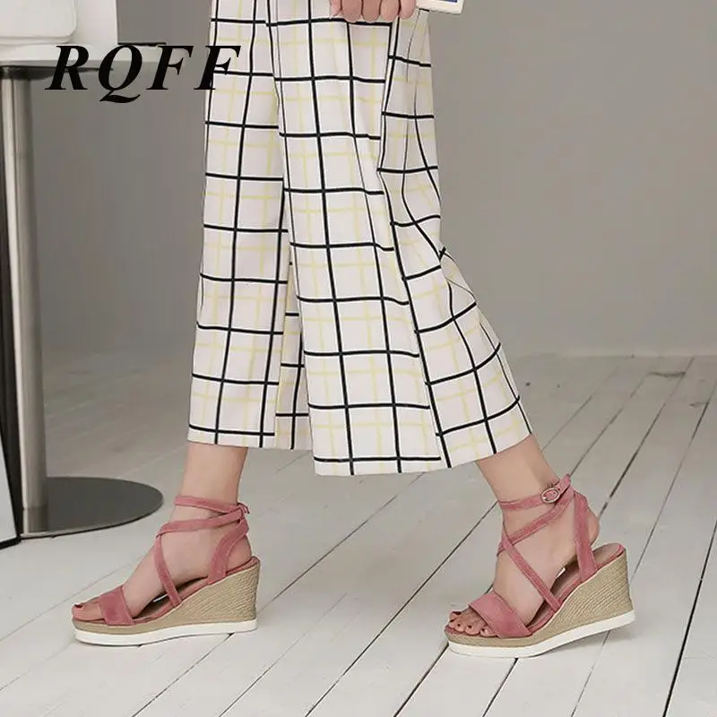 Женские босоножки на высоком каблуке и платформе с кружевом модные однотонные