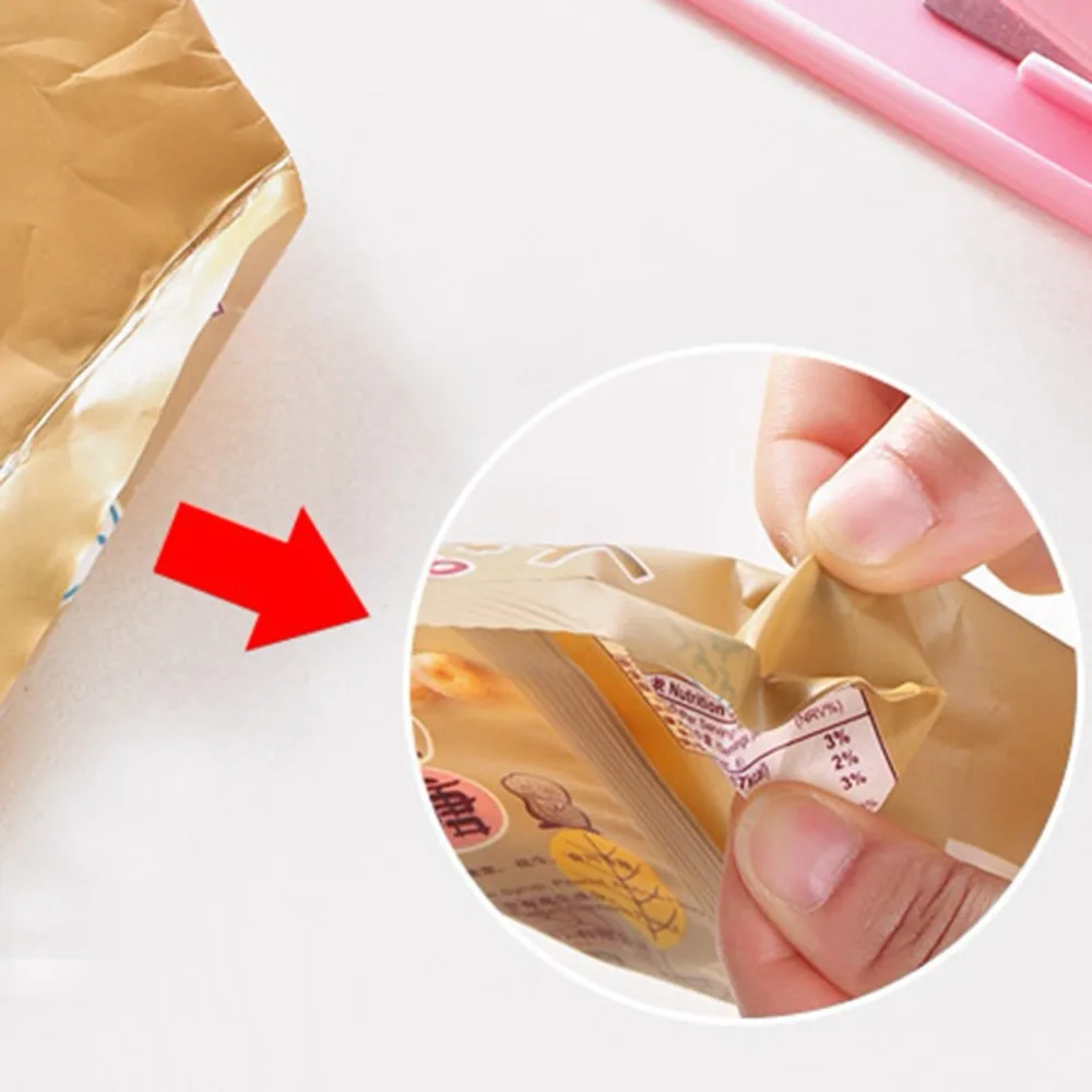 

1PCS Mini Food Sealing Machine Household Plastic Bag Sealing Device Hand Pressure Sealing Machine