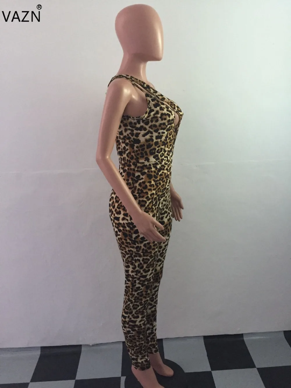 VAZN сексуальный ночной клуб Новинка Мода женские комбинезоны Leopard Холтер рукавов выдалбливают Леди тощий ползунки OSM3235