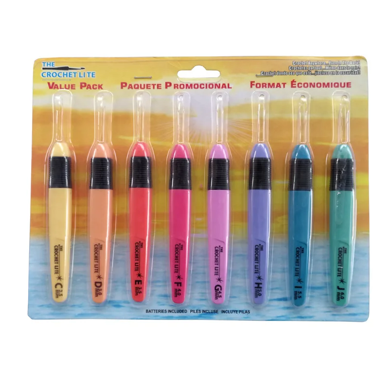 

DONYAMY 8 Pcs Plastic Handle Knitting Needles Crochet Hook With Led DIY Sewing Tools 2.5~6.5 mm
