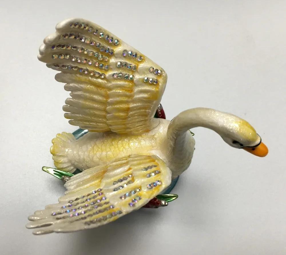 Swans Enameled Jewelry Trinket Box Crystal Swan Trinket Vintage Swans Gift Crafts Jewelry Box 9.5*9.8 CM