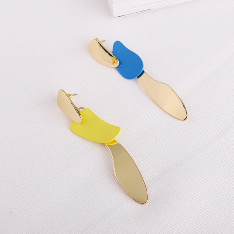 Серьги-капельки для девушек модные ассиметричные серьги из смолы женщин |