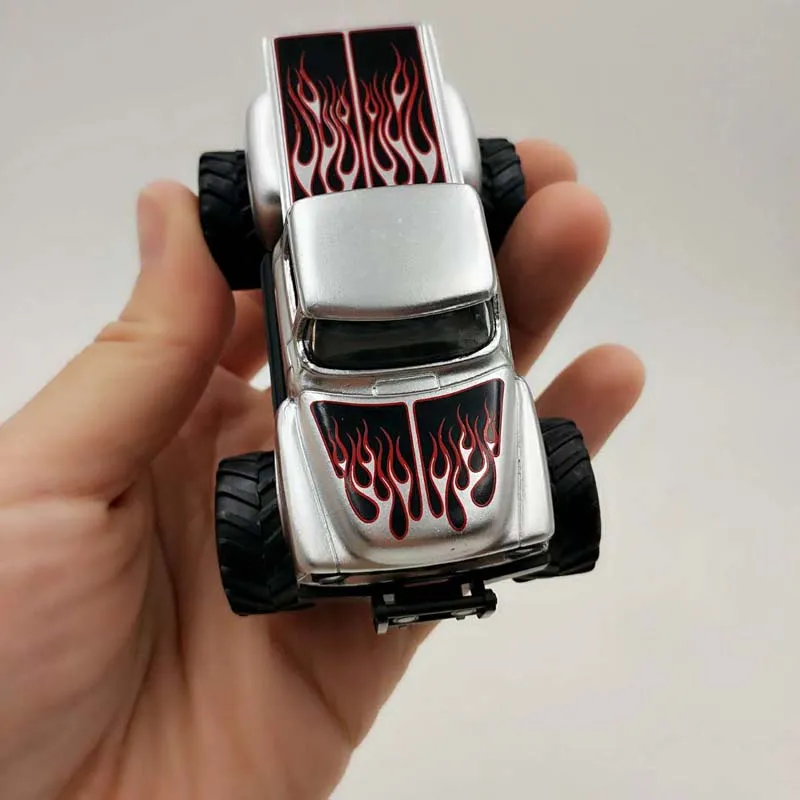 Внедорожник из сплава JADA 1:64 высокая модель больших колес F100 грузовик скорая