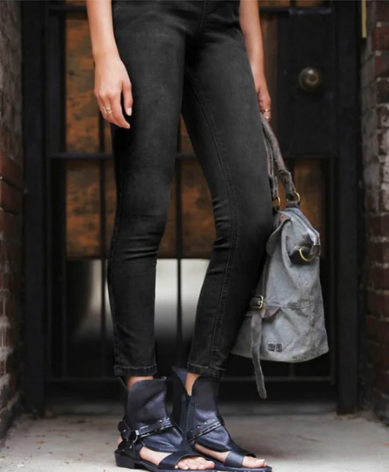 Женские босоножки на танкетке соблазнительные однотонные сандалии платформе с