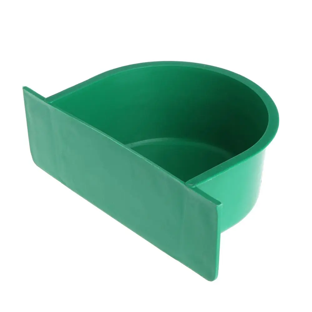 

Green Bird Feeder Water Food Feeding Parrot Cage Plastic Bowl Pigeon Drinking Device Plastic