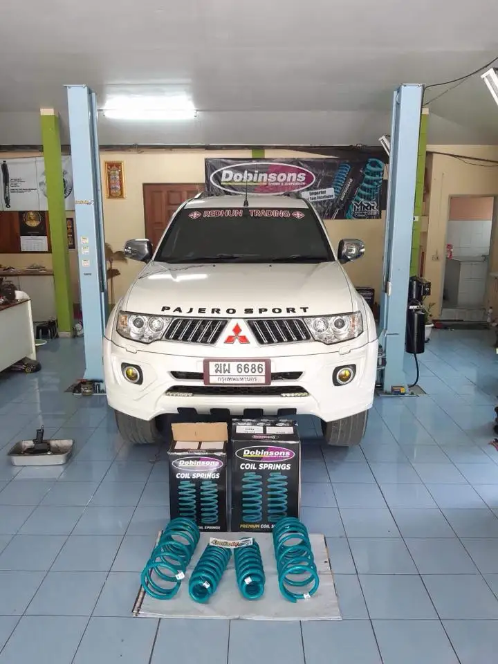 2,5 дюймов Автомобильный Стайлинг внедорожные подъемные комплекты для Mitsubishi Pajero