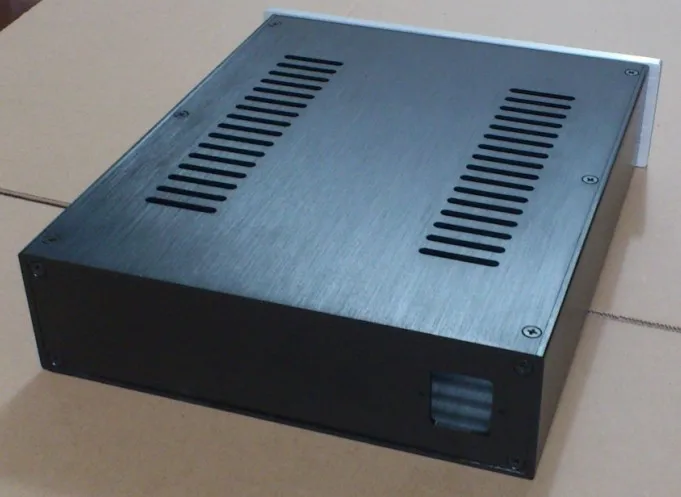 

All aluminum power amplifier chassis 2607 front DAC amp housing