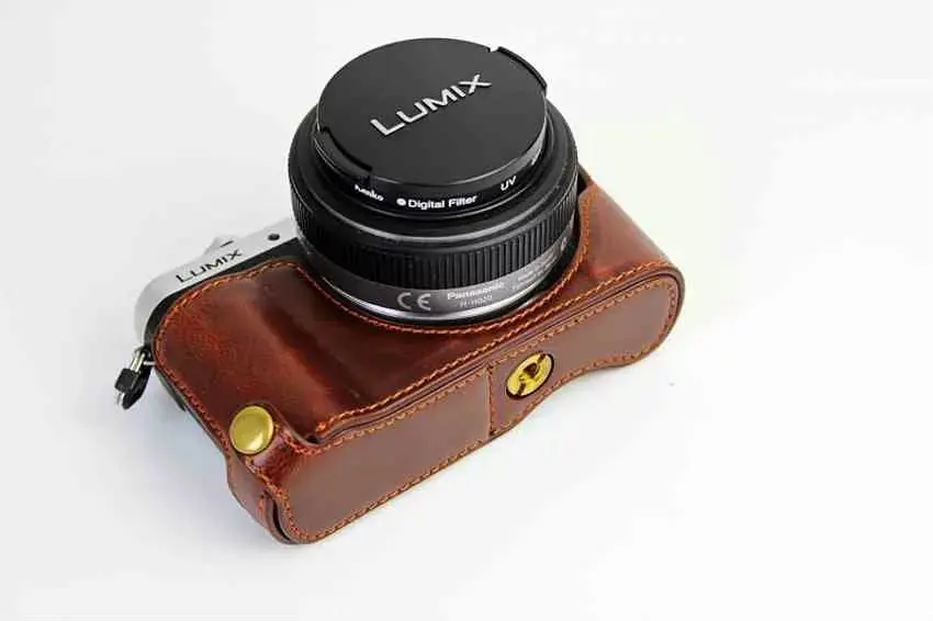 Цифровая Половина корпуса камеры кожаный чехол для Panasonic GF7 GF8 задняя крышка