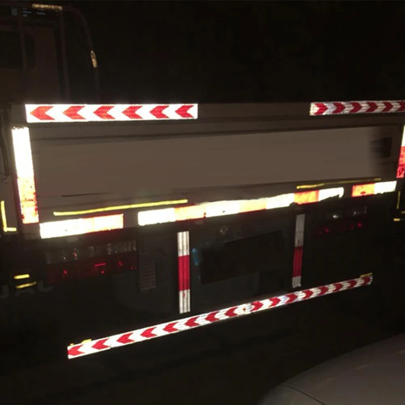 5cm*300cm Arrow Reflective Tape Safety Caution Warning Reflective Adhesive Tape Sticker For Truck Motorcycle Bicycle Car Styling