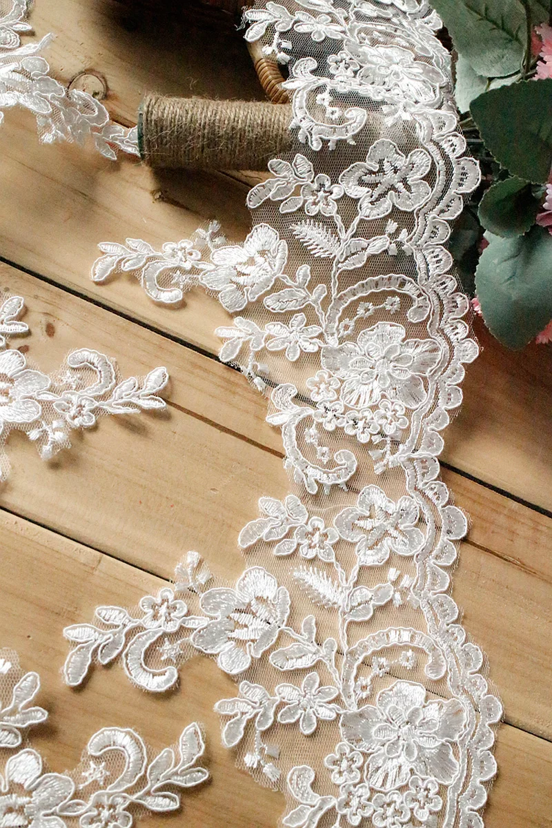 Фото Off White Lace Trim High Quality Wedding Lace Fabric Handmade DIY Clothes Accessories 16cm Wide 1yard/lot №4