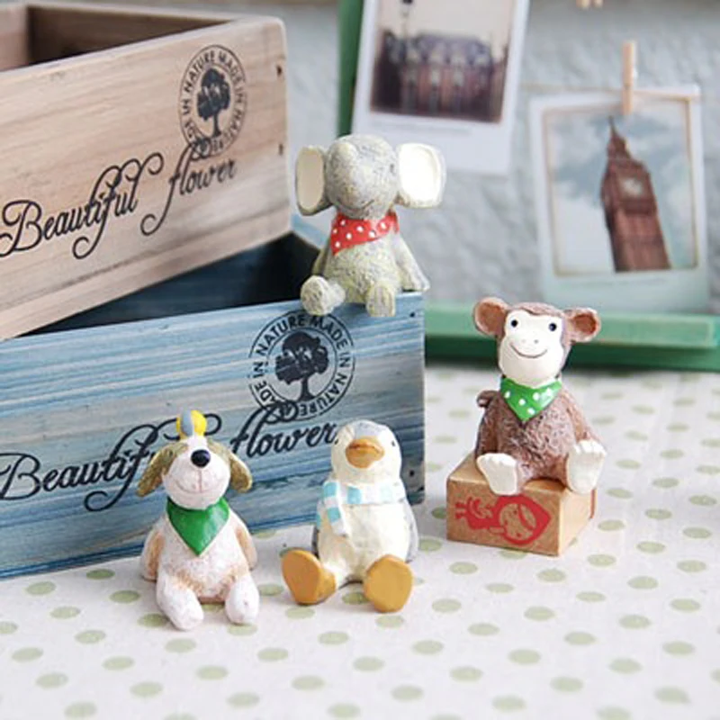 Маленькие фигурки и миниатюрные украшения привлекательные мини животные микро