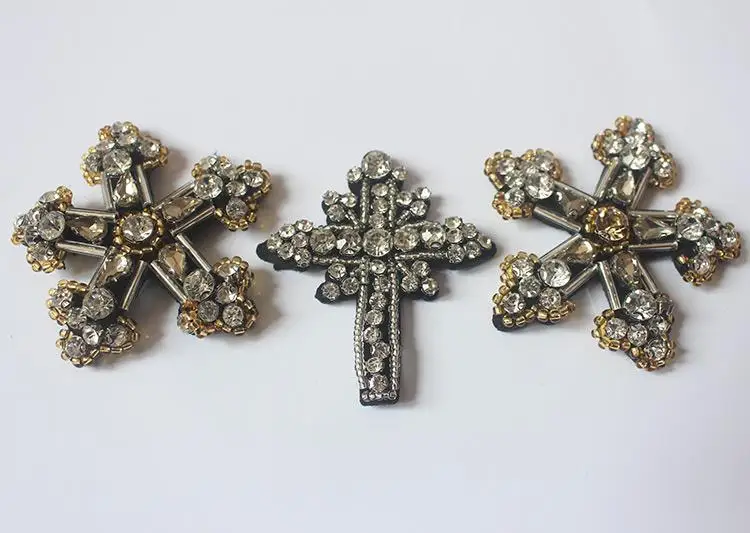 

snow&cross 3pcs/set bead patches applique patches for clothing fabric patch sewing parches bordados embroidered patches