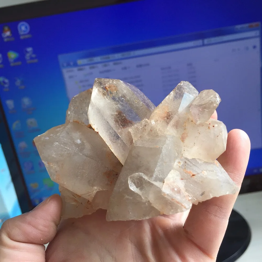 323 г натуральный прозрачный и минеральный кристалл с лечебным действием образцы