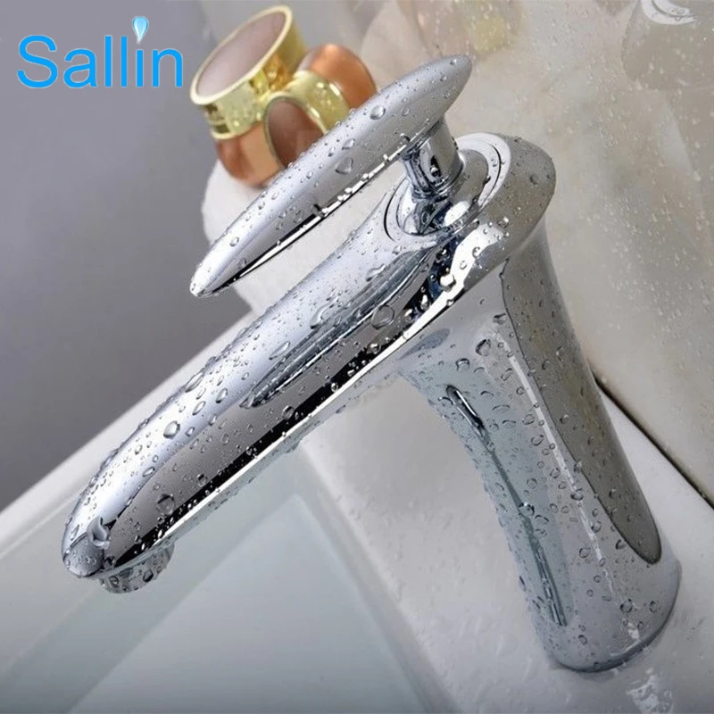 Современный элегантный смеситель для раковины в ванной комнате хромированный