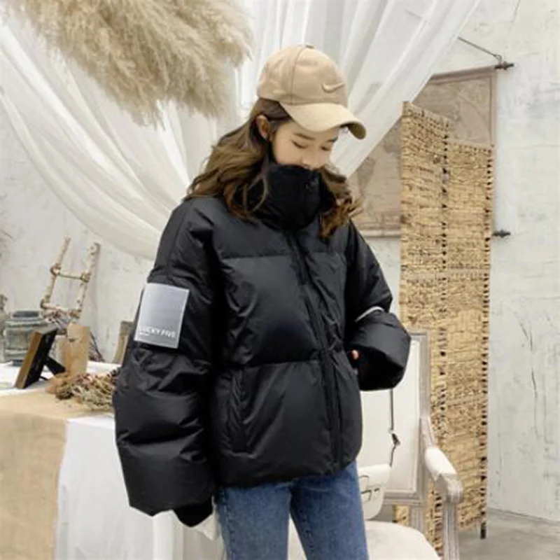 Новинка 2019 однотонная короткая женская куртка-пуховик для зимы с