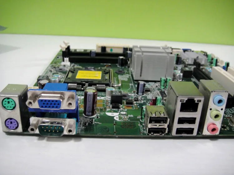 Настольная материнская плата P301D JJW8N подходит для DELL Vostro 220 220S машины G45M03 |