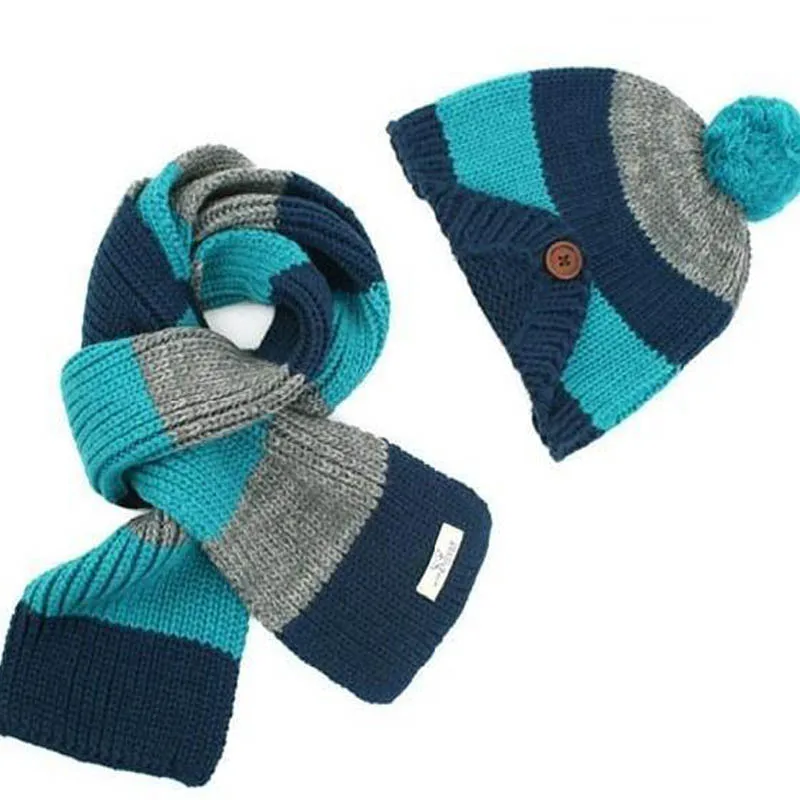 Цельнокроеное платье новые детские осень-зима теплые Шапки и шарф набор