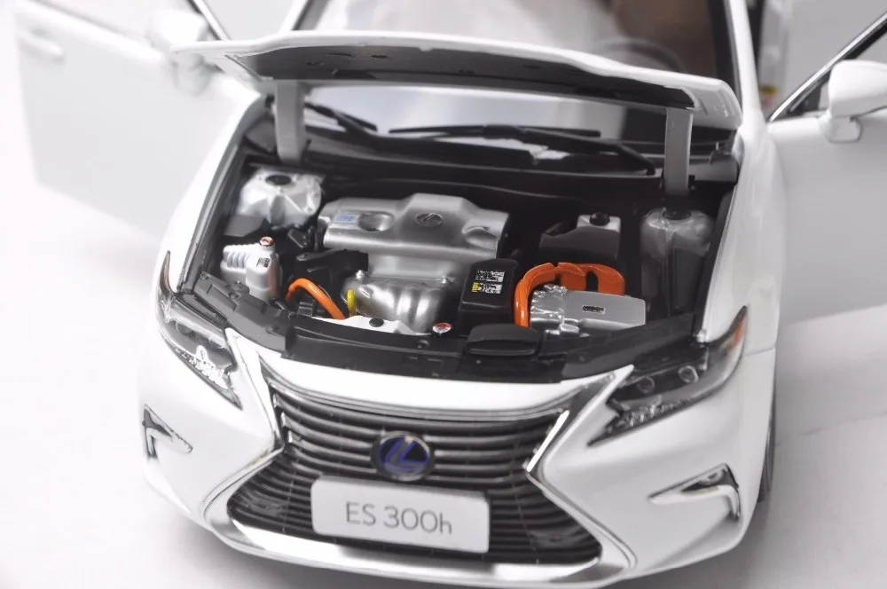 1:18 литая модель для Lexus ES 300h белый Седан сплав игрушечный автомобиль миниатюрная коллекция подарок ES300h ES300 Toyota