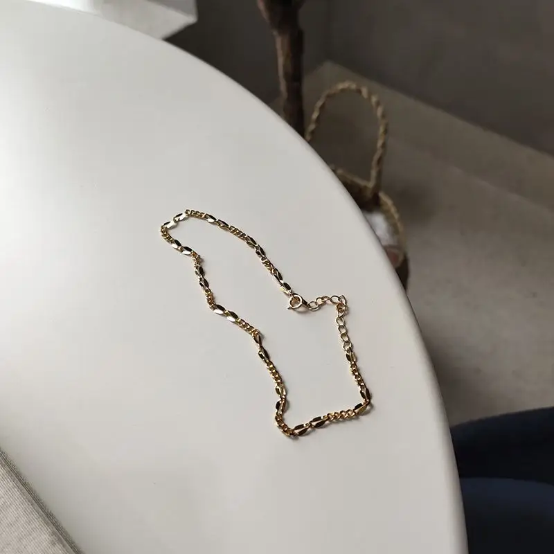 Silvology 925 Sterling Silver Asymmetry Chain Anklets Gold Texture Summer Fashionable Anklets for Women 925 Foot Jewelry