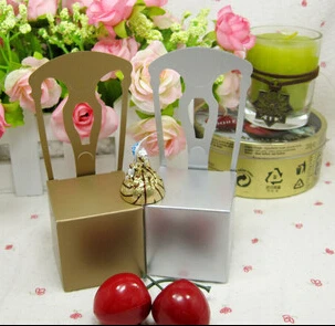 Праздничные принадлежности необычный стул дизайн бумаги шоколадный подарок