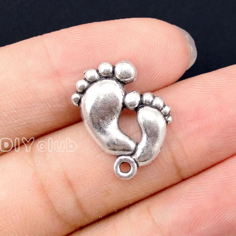 70pcs-следа амулеты античный серебряный тон Милые матери и ребенка ноги 20x17мм |