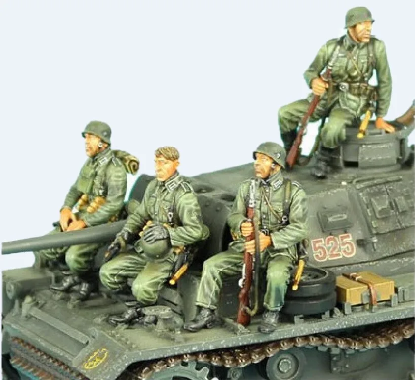 1/35 модельная фигурка из смолы в комплекте нераскрашенная 41 (без