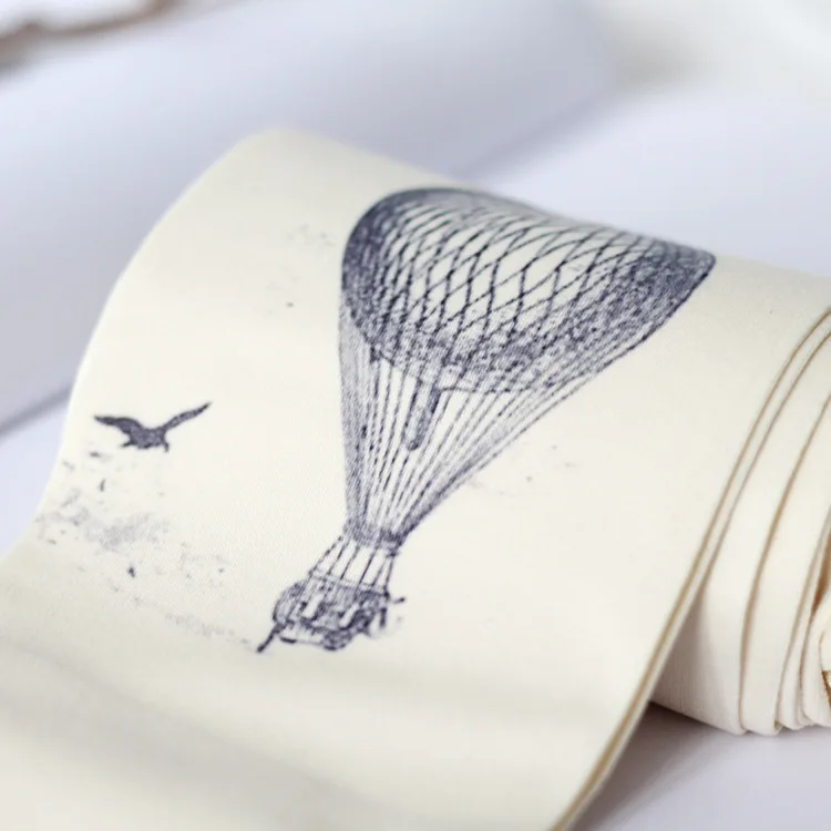 Осень и зима 2018 колготки женские Летящие противоударные носки с принтом 80D оптом |