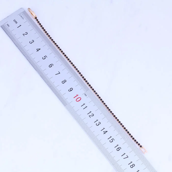 Любовный монолог тонкая выложенная черная имитация оникса желтого золотого