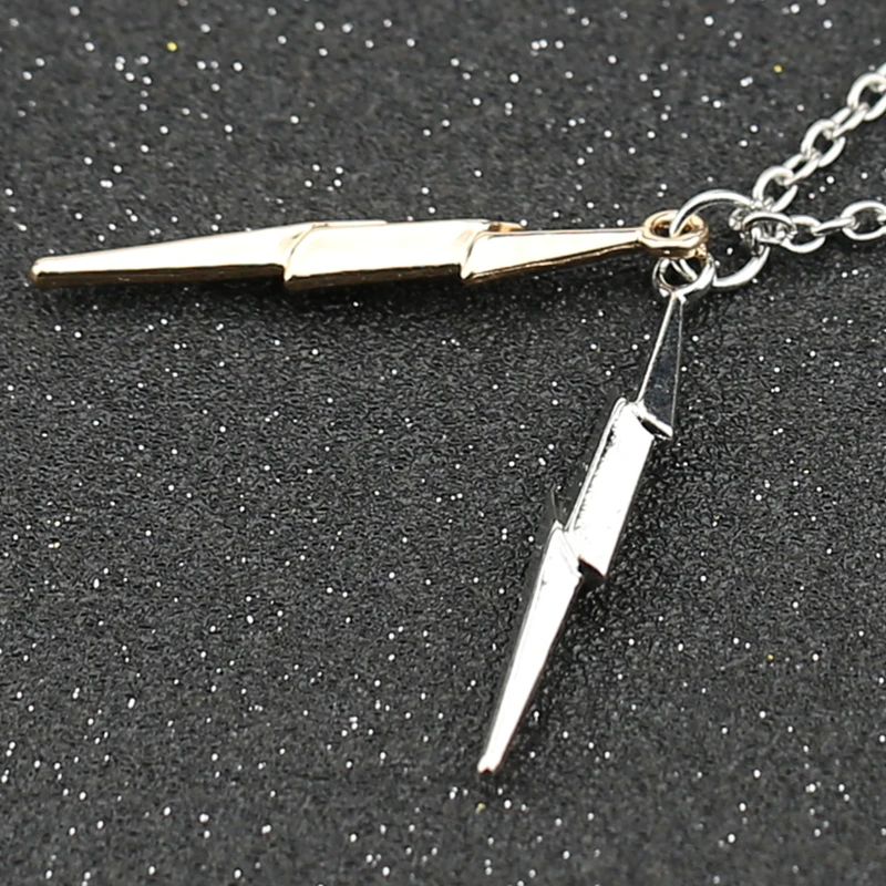 Флеш колье с логотипом Lightning Bolt Scar серебристая подвеска золотого цвета модные