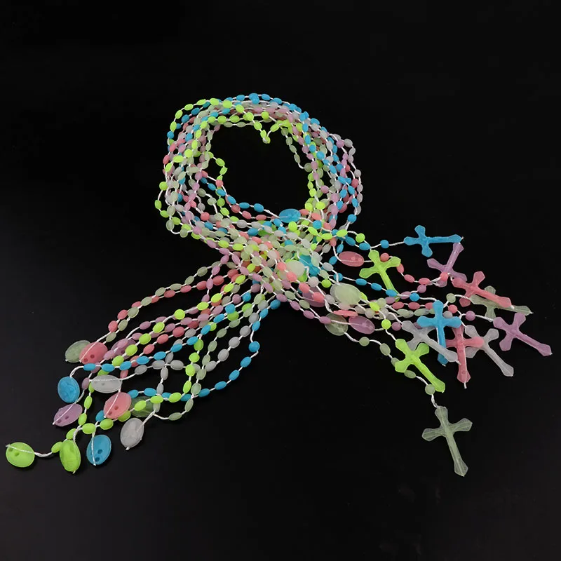 Фабричные разноцветные четки низкие в темноте пластиковые светящиеся