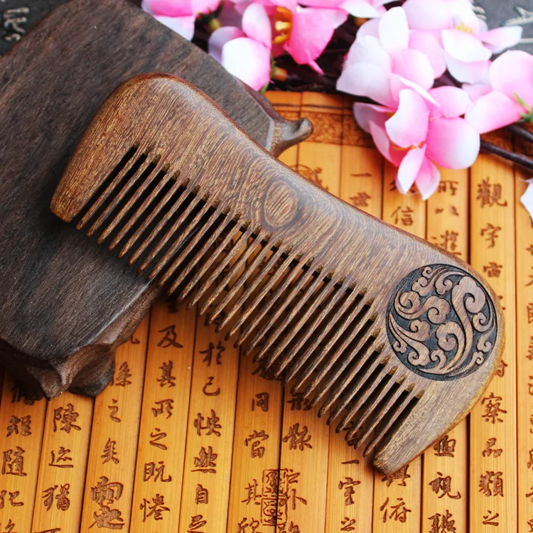 

2017 Pocket Wooden Comb Natural Green Sandalwood Super Narrow Tooth Wood Combs No Static Beard Comb Hair Styling