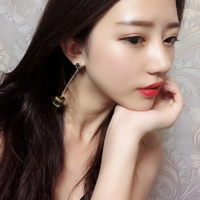 Темперамент 99 карат геометрические узоры неправильный камень тигровый глаз