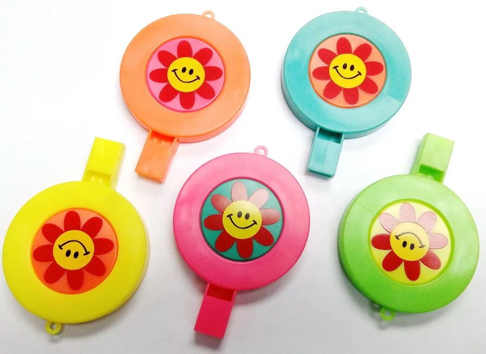 

4X Key Ring w/ smile flower happy face Whistle Boys Kids Pinata Filler School Bag Birthday Party Favor Game Gift Novelty Prize