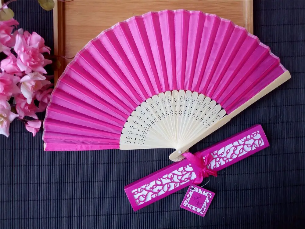 

100 pcs Wedding Favors and Gifts for Guest Silk Fan Cloth Wedding Decoration Hand Folding Fans + Printing lin2253