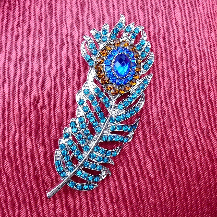 Женская темно синяя Очаровательная яркая брошь с одним павлином и перьями