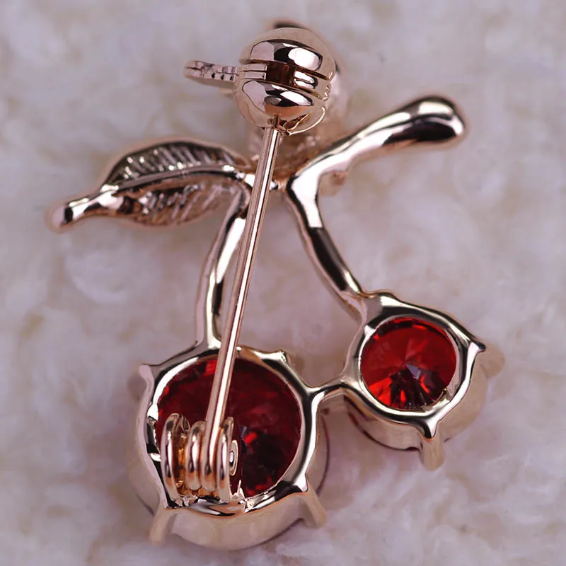 Изысканные красные броши в виде вишни брошь с фианитами для женщин шарф свитер