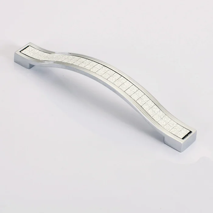 Современные дизайнерские ручки из цинкового сплава для мебели C. C.: 128 мм дверные