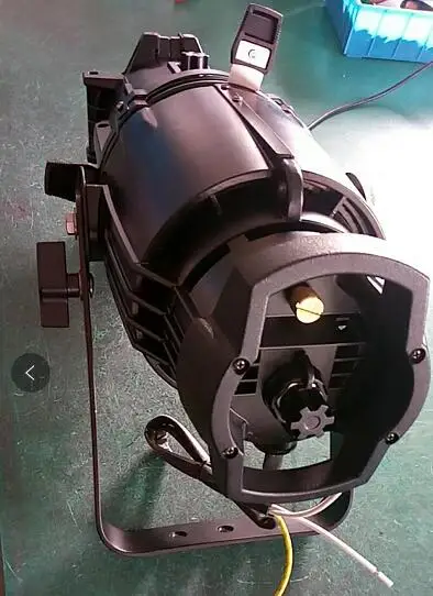 3200K Галогенные лампы высокого давления 575W/750W(19/26/36/50 градусов объектив профиль