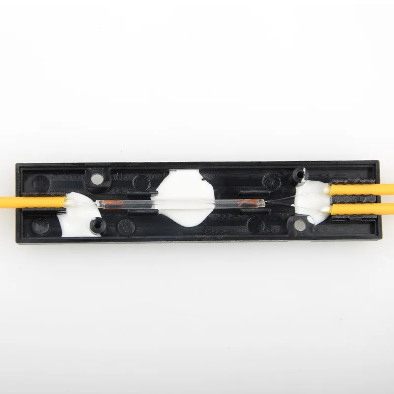 Оптоволоконный сплиттер 1 : 2 SC APC Соединительная кассета PLC 1x2 ABS коробка